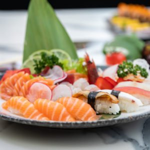 PIatto di Sushi e Sashimi Misto